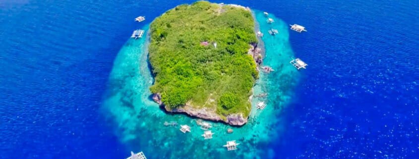 Pescador-Island-in-Moalboal-1030x675