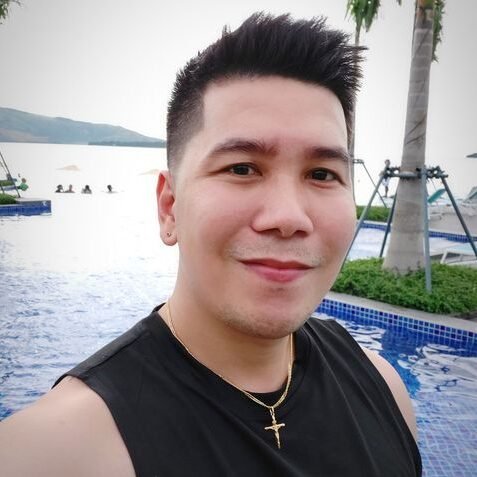 Erik Roxas